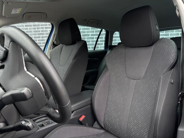 Skoda OCTAVIA Combi 1.4 TSI iV PHEV Business Edition Plus | Plug-in Hybrid | Achteruitrijcamera | Parkeersensoren | Head-up Display | Keyless Entry | Elektrische Achterklep | Elektrisch Verstelbare Voorstoelen | Stoelverwarming | Navigatie | Apple Carplay | Android Auto
