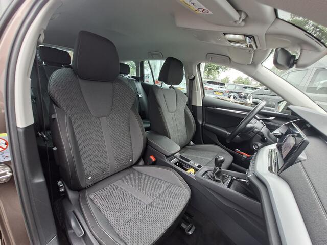 Skoda OCTAVIA Combi 1.0 TSI Business Edition Plus