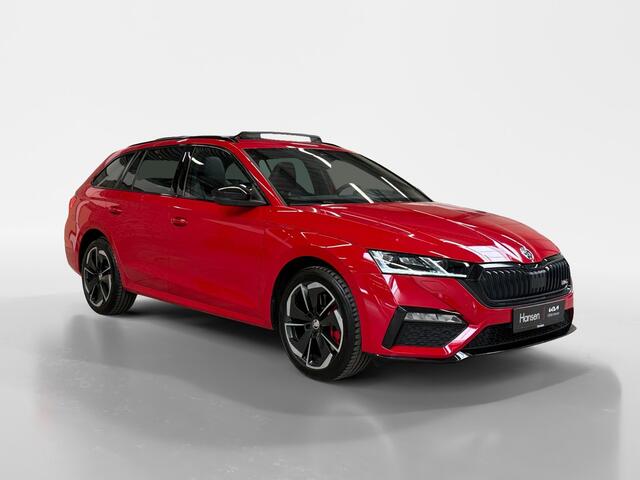 Skoda OCTAVIA Combi 1.4 TSI RS iV PHEV I Panoramadak I Sportstoelen I Metallic I Stoelverwarming I Camera I Elek. Stoelen I Memory I LED I Elek. Achterklep I