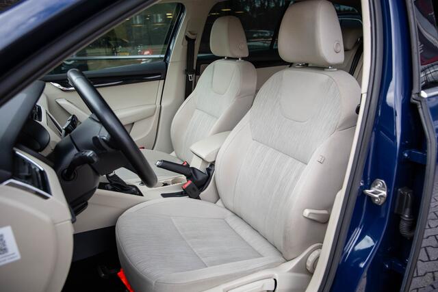 Skoda OCTAVIA Combi 1.4 TSI Greentech Style Business , Trekhaak,