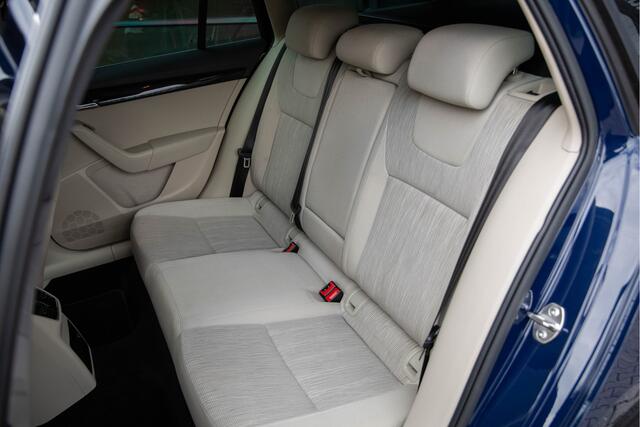Skoda OCTAVIA Combi 1.4 TSI Greentech Style Business , Trekhaak,