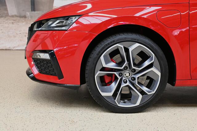 Skoda OCTAVIA Combi 1.4 TSI RS iV PHEV Business | Pano | Elektr stoelen | HUD | 100% (Dealer) onderhouden label