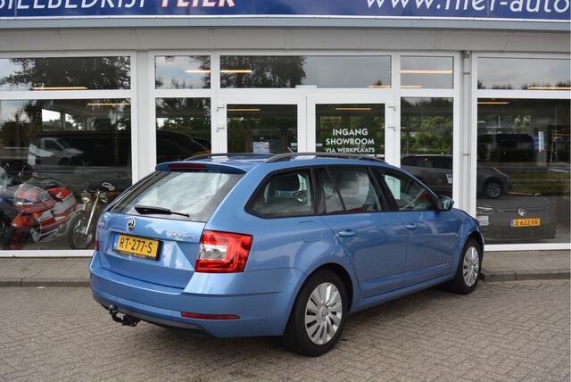 Skoda OCTAVIA Combi 1.0 116PK TSI Greentech Ambition DSG | Cruise | Trekhaak | Orig. NL | NAP |