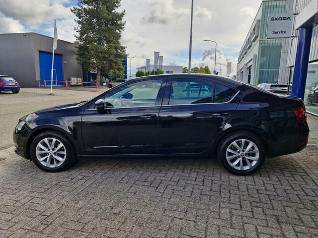 Skoda OCTAVIA 1.0 TSI Ambition Business | 116PK | Navigatie | Camera | Cruise Control |