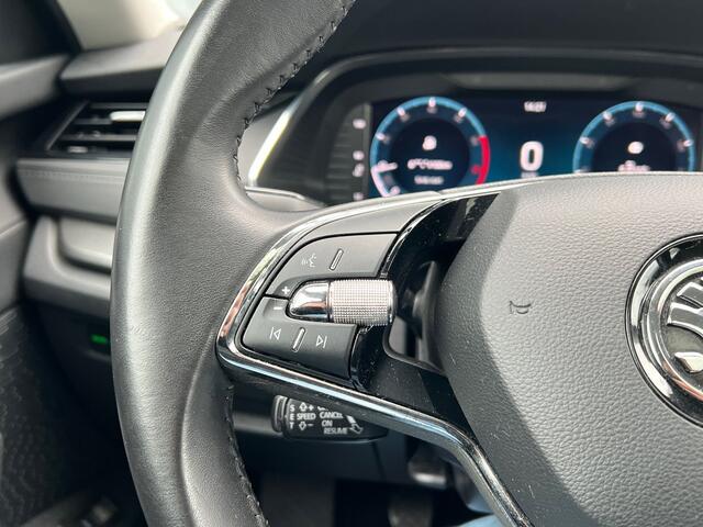 Skoda OCTAVIA Combi BWJ 2021 | 1.0TSI 111PK Business Edition | PANO SCHUIFDAK | VIRTUAL COCKPIT | CARPLAY | CLIMA | NAVI | PDC 2X |