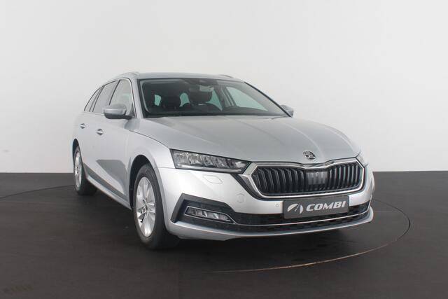 Skoda OCTAVIA Combi 1.0 TSI Business Edition > Camera/Trekhaak/Sfeerverlichting/Keyless