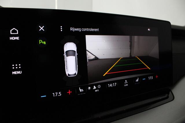 Skoda OCTAVIA Combi 1.0 TSI Business Edition > Camera/Trekhaak/Sfeerverlichting/Keyless
