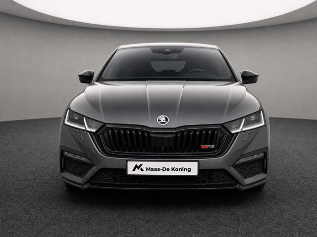Skoda OCTAVIA 1.4 TSI 245pk DSG RS iV PHEV Business · Camera · Apple/Android Car Play · Wegklapbare Trekhaak · Stoelverwarming · 18'' Inch ·