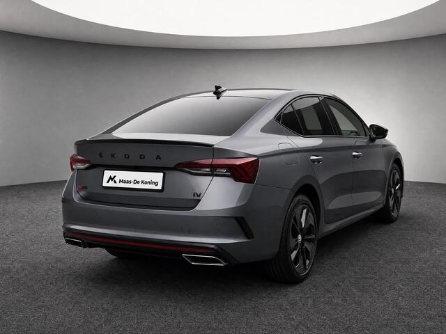 Skoda OCTAVIA 1.4 TSI 245pk DSG RS iV PHEV Business · Camera · Apple/Android Car Play · Wegklapbare Trekhaak · Stoelverwarming · 18'' Inch ·