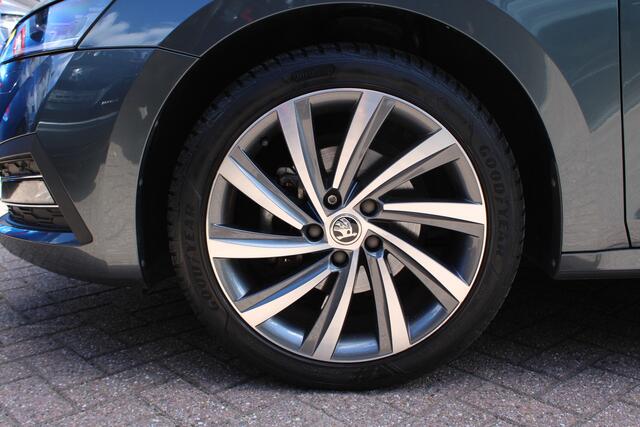 Skoda OCTAVIA Combi 1.0 e-TSI Business Edition Plus | Trekhaak | Adaptieve cruise | Leder | Stoelverwarming | Origin NL