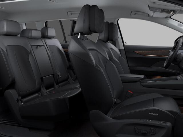 Skoda Peaq 90 Business Edition 7p. 286 pk | Suite Interieur | Adaptive Chassis Control Pakket | Assist pakket | Convenience Pakket met stoelventilatie | Derde zitrij | Simply Clever | Tech pakket | Trekhaak | Warmtepomp | Winter pakket | 21" lichtmetalen velgen "Javan" zwart gepolijst