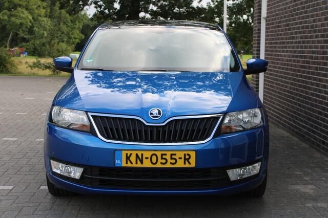 Skoda RAPID 1.2 TSI Grt JOY-clima-navi-panodak-lmv