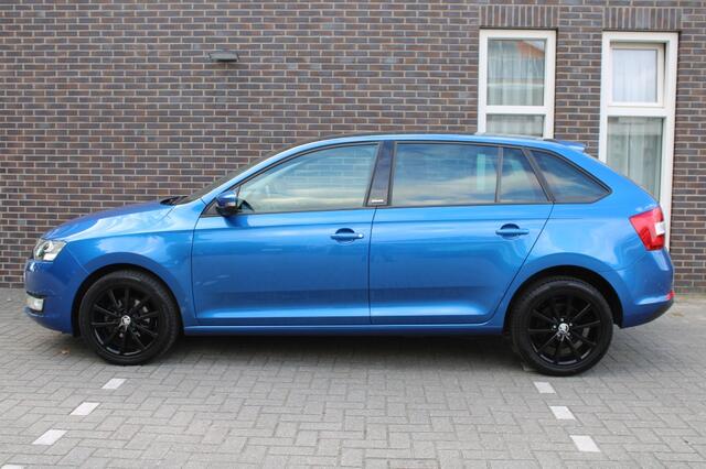 Skoda RAPID 1.2 TSI Grt JOY-clima-navi-panodak-lmv