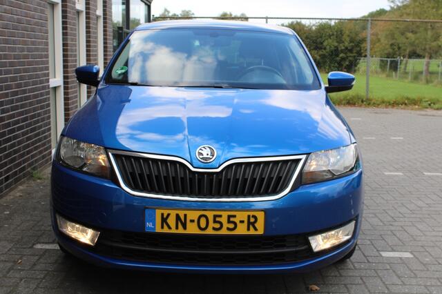 Skoda RAPID 1.2 TSI Grt JOY-clima-navi-panodak-lmv