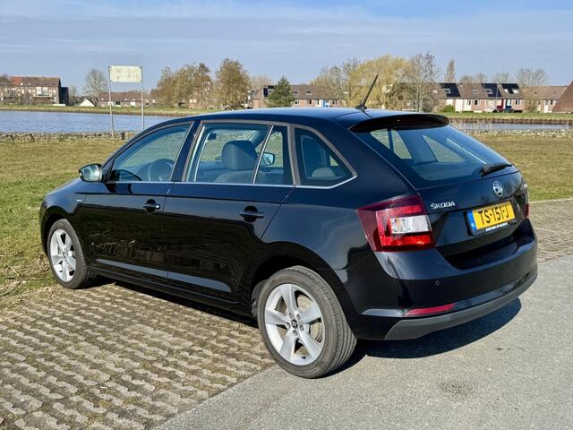 Skoda RAPID 1.0 TSI Grt Clever | PDC | Navigatie