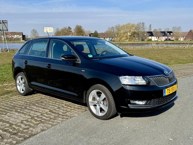 Skoda RAPID 1.0 TSI Grt Clever | PDC | Navigatie
