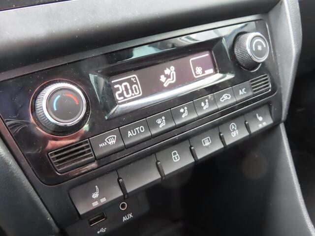 Skoda RAPID Spaceback 1.0 TSI Greentech Drive | automatische airco | stoelverwarming | trekhaak afneembaar | DAB