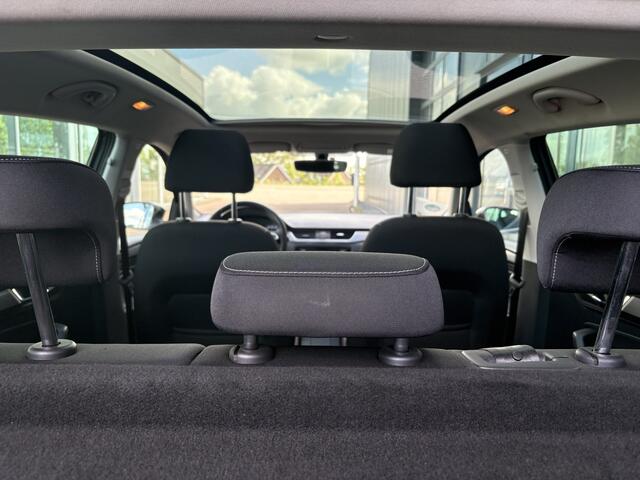 Skoda RAPID Spaceback 1.0 TSi 95pk Greentech Clever Style Plus PANORAMADAK/PDC/TREKHAAK/WINTERPACK
