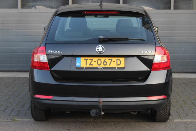 Skoda RAPID Spaceback 1.2 TSI Greentech Comfort Airco ,LM Velgen , Bluetooth, Audio, Electr raambediening