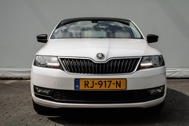 Skoda RAPID Spaceback 1.0 TSI 95pk Aut. Greentech Drive Panoramadak/ Climate control/ Stoelverwarming/ Pdc/ Cruise control
