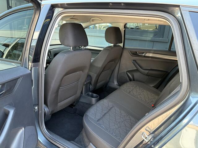 Skoda RAPID Spaceback 1.0 TSi 95pk Clever Plus NAVI/CLIMA/CRUISE/DAB/PDC/TREKHAAK