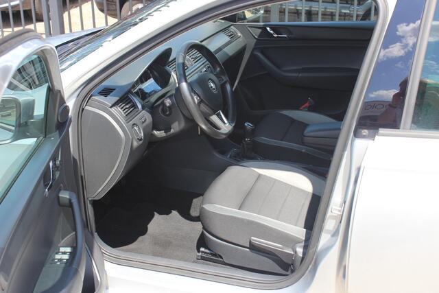 Skoda RAPID 1.2 TSI Greentech JOY, Airco/ECC, Navigatie!