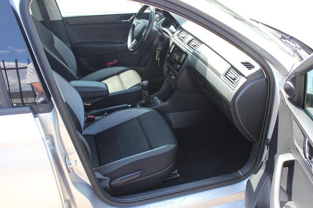 Skoda RAPID 1.2 TSI Greentech JOY, Airco/ECC, Navigatie!