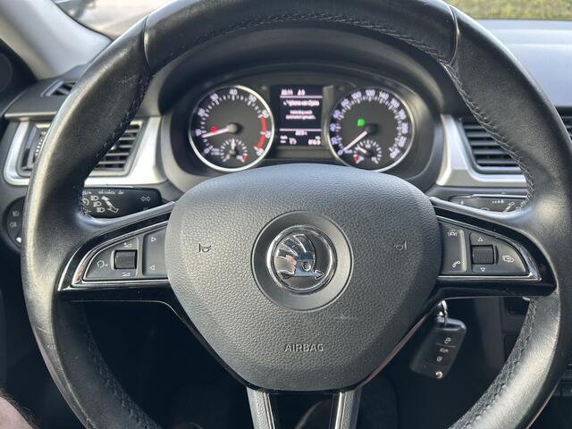 Skoda RAPID Spaceback 1.2 TSI Greentech Drive Stoel Verwarming App Clima Cruise Pdc Navi Nap