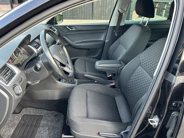Skoda RAPID Spaceback 1.2 TSI Greentech Drive Stoel Verwarming App Clima Cruise Pdc Navi Nap
