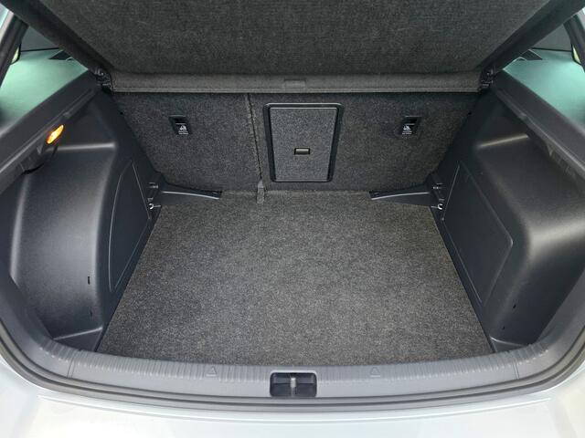 Skoda RAPID Spaceback 1.0 TSI Greentech Clever - 110 Pk - Euro 6 - AUTOMAAT - Navi - PDC V+A