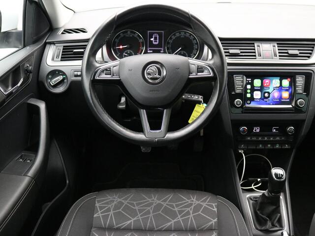 Skoda RAPID Spaceback 1.0 TSI Greentech Clever / Apple CarPlay & Android Auto / LMV / Cruise Control / Airco Climate Control / Parkeersensoren achter / Navigatie /