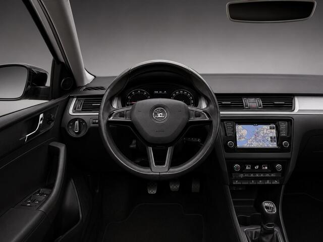 Skoda RAPID Spaceback 1.2 TSI| Pano|CruiseControl|Navi|PDC|StoelVerwarming| Greentech Drive