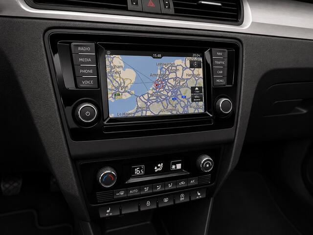 Skoda RAPID Spaceback 1.2 TSI| Pano|CruiseControl|Navi|PDC|StoelVerwarming| Greentech Drive
