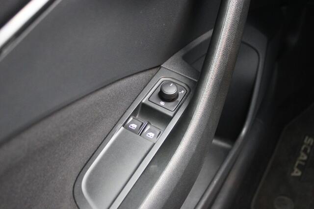 Skoda SCALA 1.0 TSI Ambition - Digital Cockpit, Carplay, Cruise