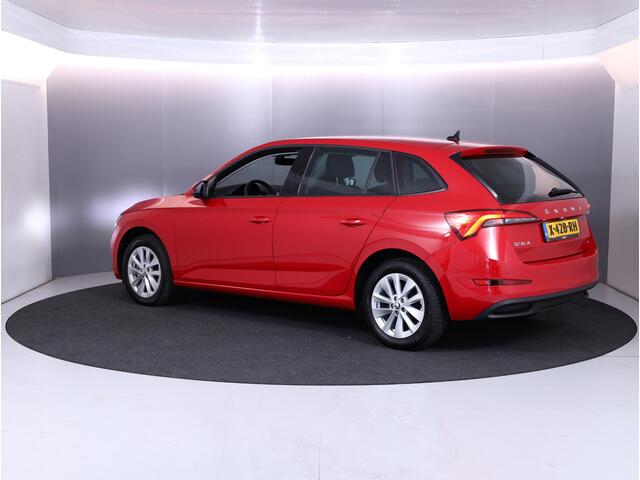 Skoda SCALA 1.0 TSI Ambition 110 PK | Verlengde garantie | Navigatie via App | Parkeersensoren | Privacy glas |