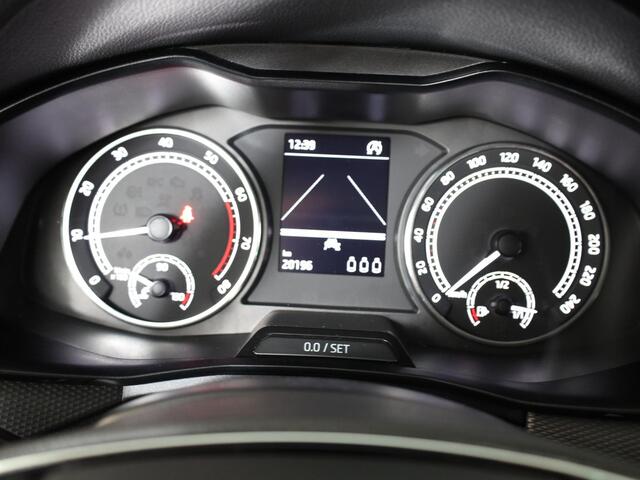 Skoda SCALA 1.0 TSI Ambition 110 PK | Verlengde garantie | Navigatie via app | Automatische airco | Parkeersensoren |