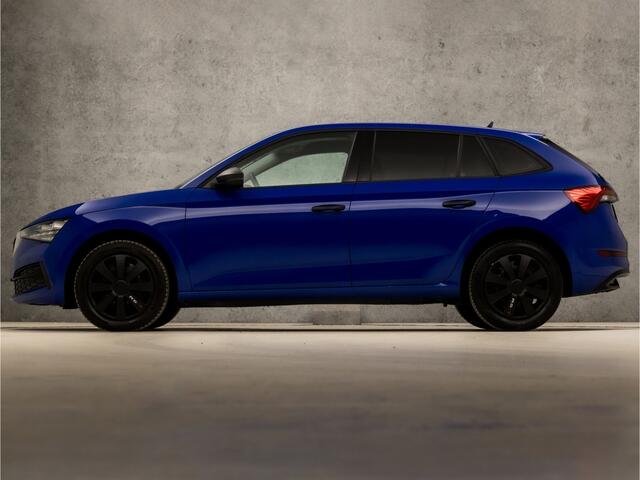 Skoda SCALA 1.0 TSI Active Sport (APPLE CARPLAY, GETINT GLAS, CRUISE, AIRCO, SPORTSTOELEN, LED KOPLAMPEN, LANE ASSIST, NIEUWE APK, NIEUWSTAAT)