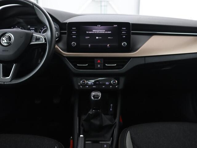 Skoda SCALA 1.0 TSI First Edition | Panoramadak | Stoelverwarming | Carplay | Full LED | Climate control | Keyless | Parkeerhulp