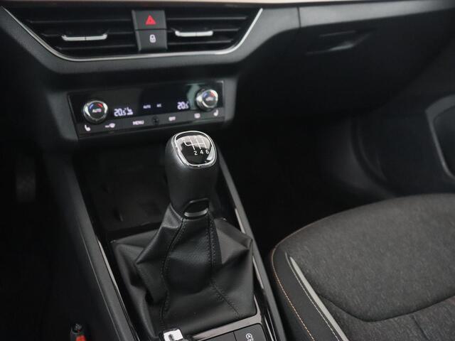 Skoda SCALA 1.0 TSI First Edition | Panoramadak | Stoelverwarming | Carplay | Full LED | Climate control | Keyless | Parkeerhulp