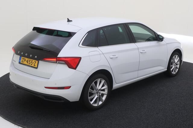 Skoda SCALA 1.0 TSI 115pk First Edition / Navigatie via App Connect / Stoelverwarming / Parkeersensoren