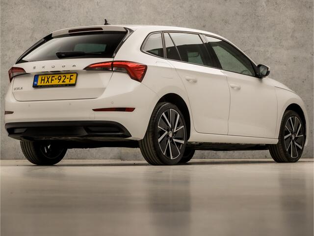 Skoda SCALA 1.0 TSI Sportline (FACELIFT, APPLE CARPLAY, GROOT NAVI, CLIMATE, GETINT GLAS, SPORTSTOELEN, LM VELGEN, CRUISE, PARKEERSENSOREN, DAB+, NIEUWSTAAT)