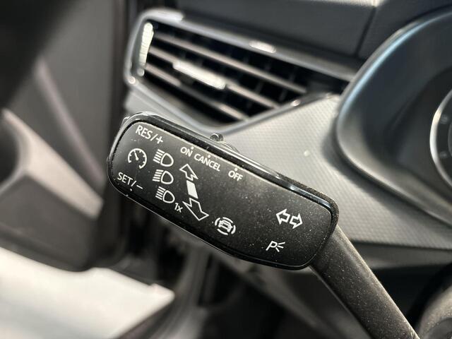 Skoda SCALA 1.0 TSI 110pk Ambition · Apple/Android Car Play · Airco · Cruise Control · DAB · 16'' Inch · Garantie t/m 12-05-2027 of 100.000km