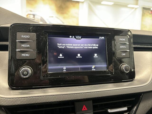 Skoda SCALA 1.0 TSI 110pk Ambition · Apple/Android Car Play · Airco · Cruise Control · DAB · 16'' Inch · Garantie t/m 12-05-2027 of 100.000km