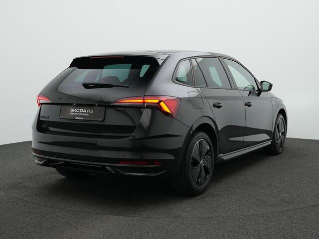 Skoda SCALA 1.0 TSI 115 pk DSG Monte Carlo | Panoramadak | Matrix LED | Achteruitrijcamera | Navigatie | Stoelverwarming | Adaptive Cruise