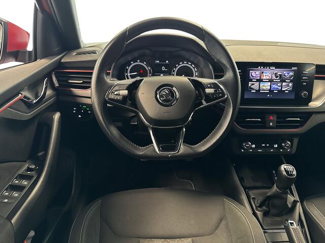 Skoda SCALA 1.0 115pk TSI Sport Business Parkeersensoren achter | Verwarmbare voorstoelen | Cruise Control