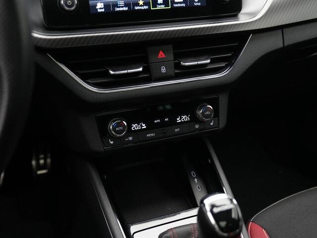 Skoda SCALA 1.5 TSI 150 pk DSG Monte Carlo | Panoramadak | Stuur-/stoelverwarming | Parkeersensoren voor/achter | Carplay