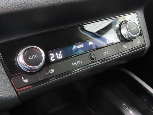 Skoda SCALA 1.5 TSI Business Edition | trekhaak wegklapbaar | verwarmbare voorruit | camera | stoelverwarming | navigatie