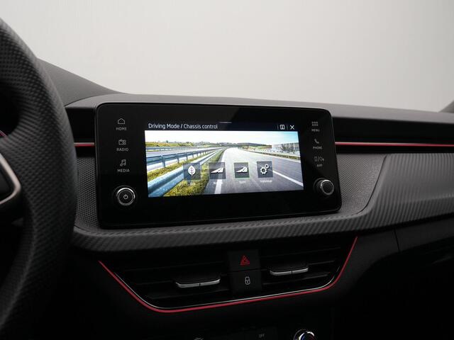 Skoda SCALA 1.0 TSI 115 pk DSG Monte Carlo | Panoramadak | Adaptief onderstel | Matrix LED | Stuur-/stoelverwarming | Achteruitrijcamera