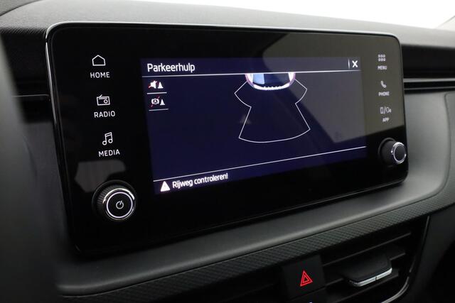 Skoda SCALA Essence 1.0 TSI 70 kW / 95 pk | Apple Carplay | Parkeersensoren | Technology Pack | Cruise Control