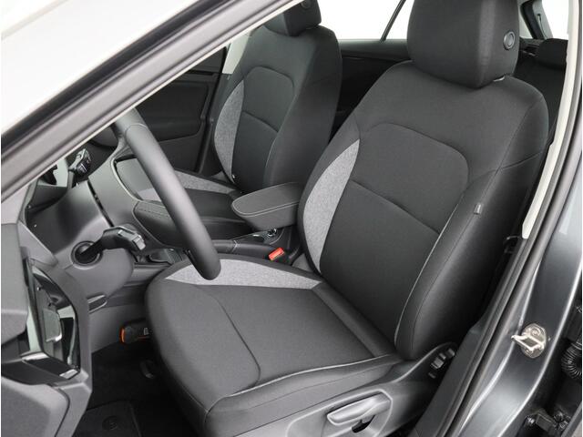 Skoda SCALA Essence 1.0 TSI 70 kW / 95 pk | Apple Carplay | Parkeersensoren | Technology Pack | Cruise Control